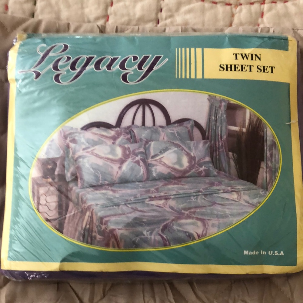 Legacy Twin Set Sheets
